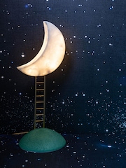 Seletti White My Secret Place Resin and Metal Lamp - Image 1 of 5
