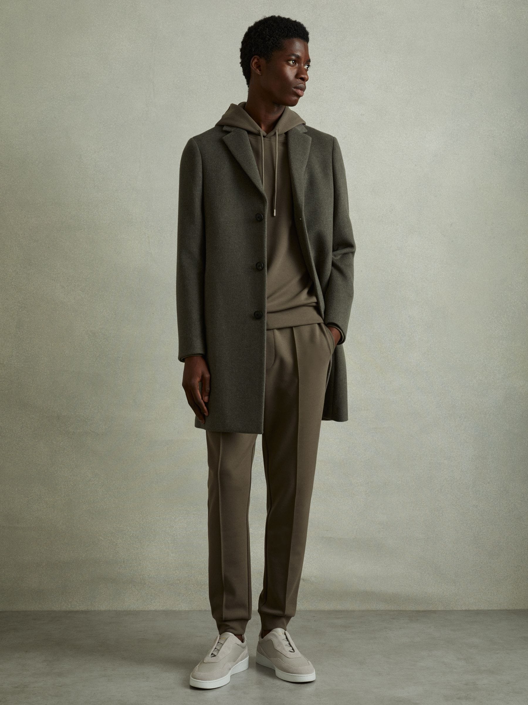 nike modern premium double knit fleece joggers in sage green