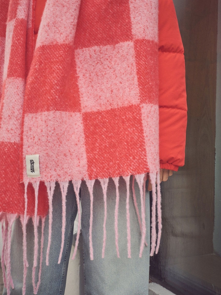 Eleanor Bowmer x Next Chunky Scarf - Image 4 of 4