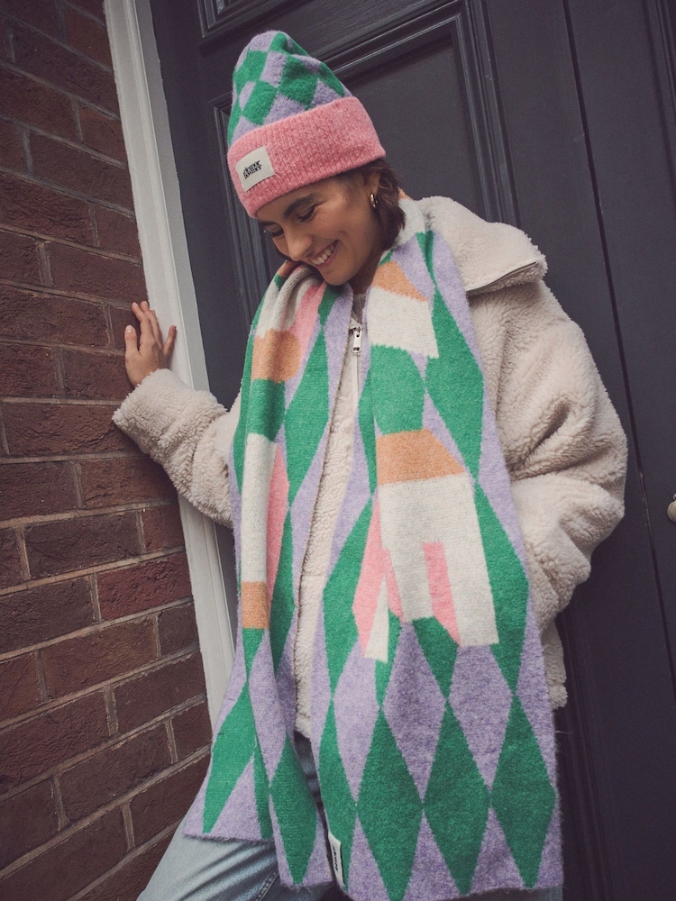 Eleanor Bowmer x Next Knitted Beanie - Image 2 of 6