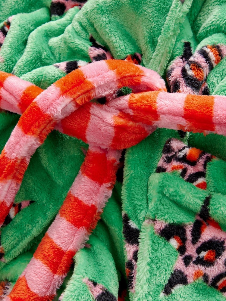 Eleanor Bowmer x Next Fleece Robe - Image 10 of 10