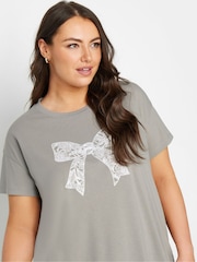 Yours Curve Grey Diamante Bow Print T-Shirt - Image 4 of 5
