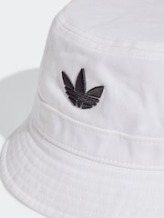 adidas Originals White Trefoil 100% Cotton Bucket Bag - Image 3 of 4