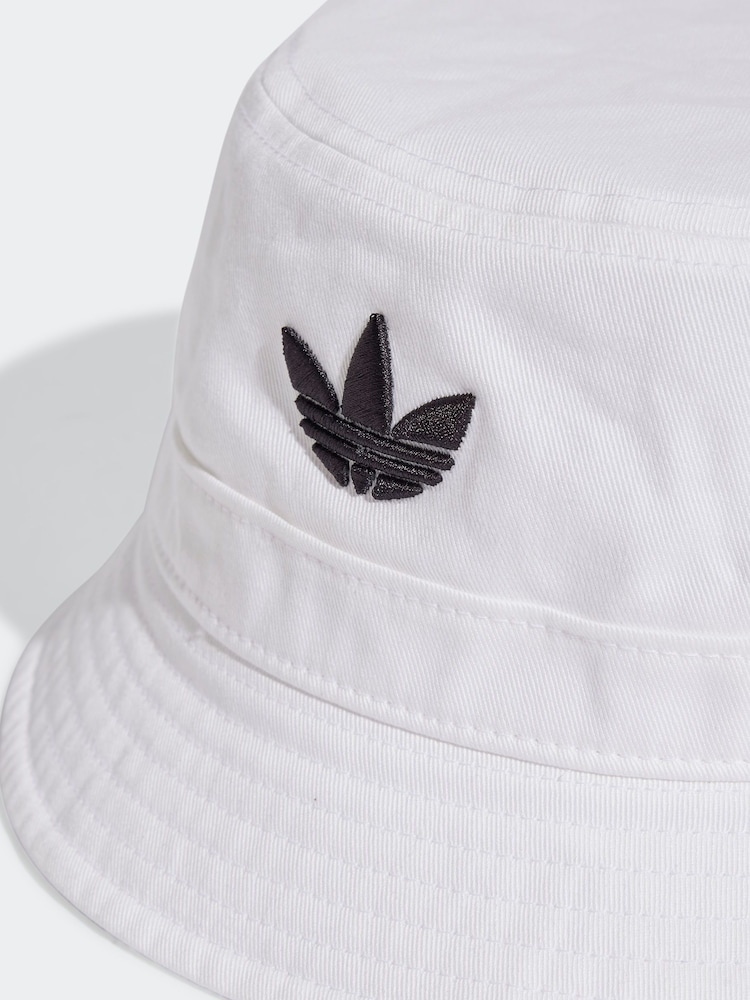 adidas Originals White Trefoil 100% Cotton Bucket Bag - Image 3 of 4