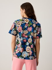 أزرق - أبيض - تيشِرت مورد قطن 100% تشكيلة Liberty London من adidas originals - صورة 3 من 6