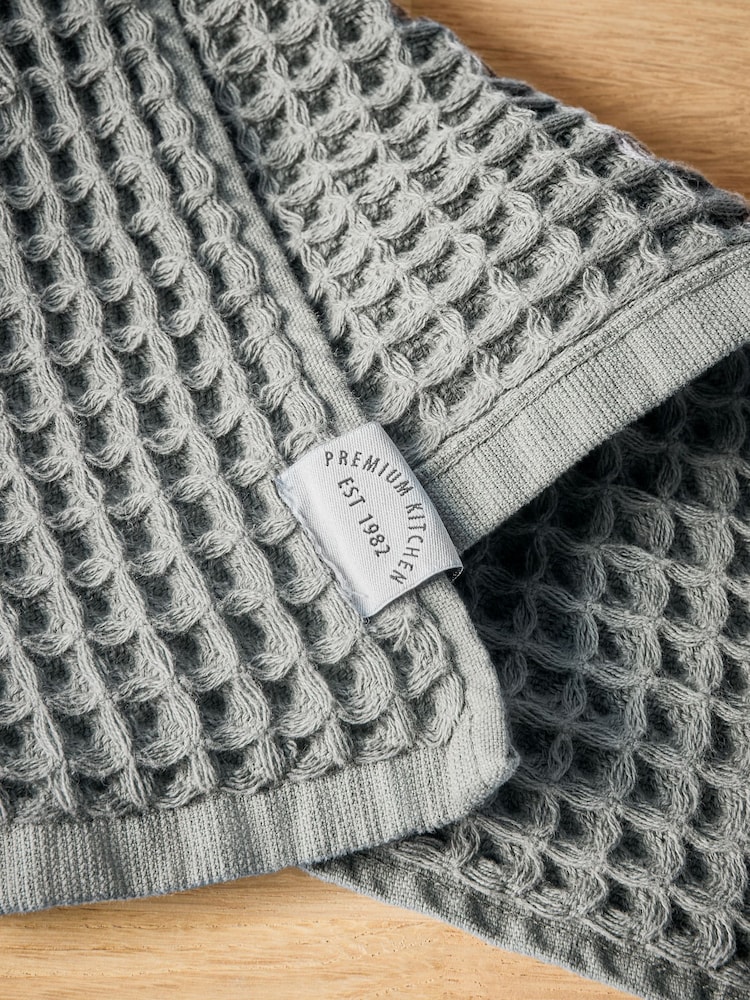 Set of 2 Grey Waffle Tea Towels - Image 4 of 5