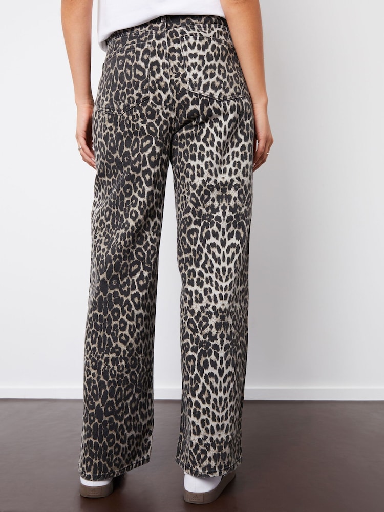 Threadbare Brown Leopard Print Wide Leg 100% Cotton Jeans - Image 2 of 5