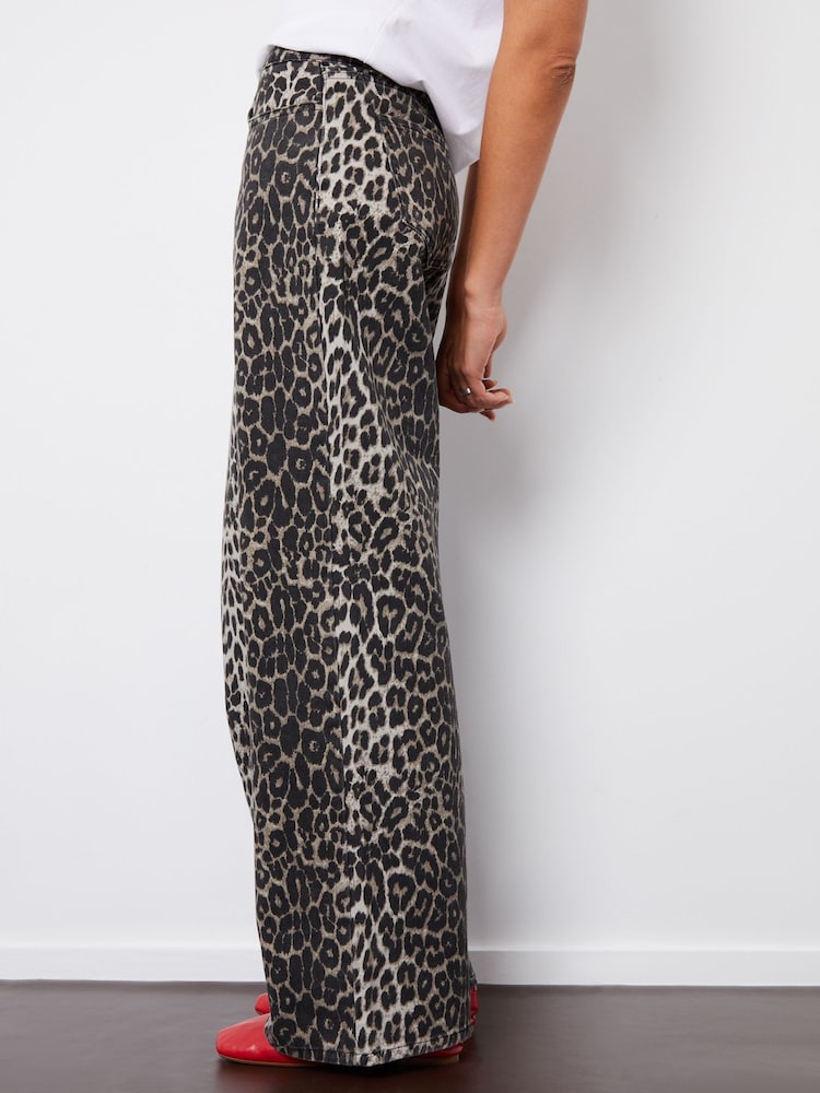 Threadbare Brown Leopard Print Wide Leg 100% Cotton Jeans - Image 5 of 5