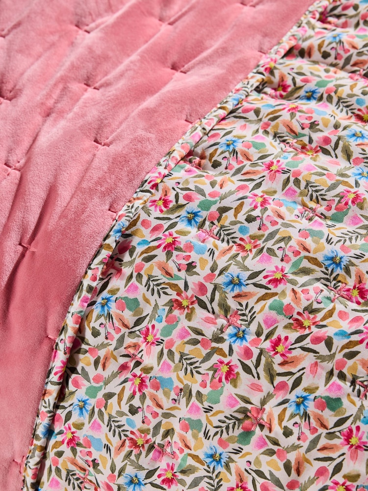 Ditsy Floral Bedspread - Image 5 of 7