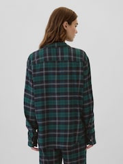 Gap Green Matching Family Christmas Relaxed Flannel Pyjama Shirt - Image 2 of 4