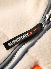 Crème - Superdry Outdoor Gilet en polaire 100% coton - Image 8 de 9