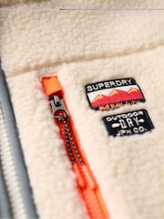 Crème - Superdry Outdoor Gilet en polaire 100% coton - Image 9 de 9