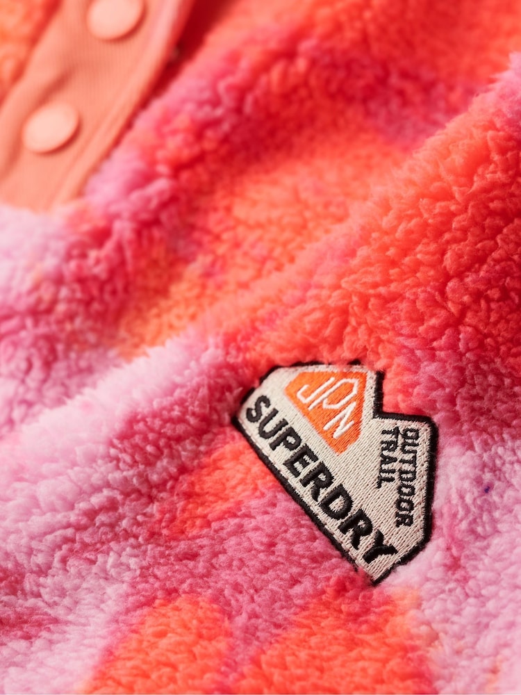 Superdry rožnata Supersoft Printed Henleys 100% Cotton zgornji del trenirke; majica za trening - Slika 6 iz 6 Superdry rožnata Supersoft Printed Henleys 100% Cotton zgornji del trenirke; majica za trening - Slika 6 iz 6