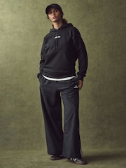Sudadera de polar con diseño lineal y capucha de adidas - Imagen 3 de 6