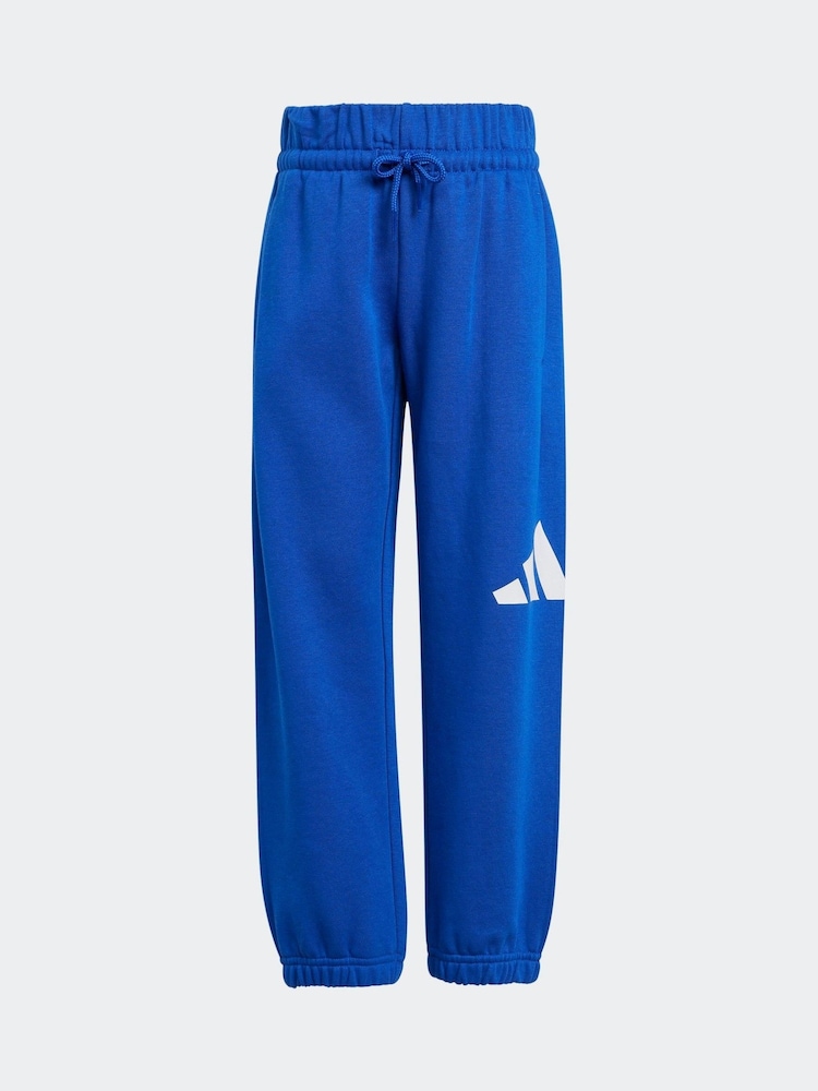 بدلة رياضية من Adidas Essentials - صورة 8 من 8