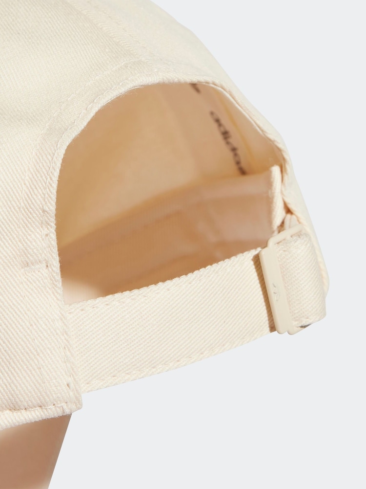 adidas Originals White Baseball Cap - Image 4 of 4 adidas Originals White Baseball Cap - Image 4 of 4