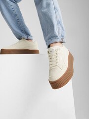 كريم - حذاء رياضي سويدي Kar II Idol للنساء من Puma - صورة 1 من 6