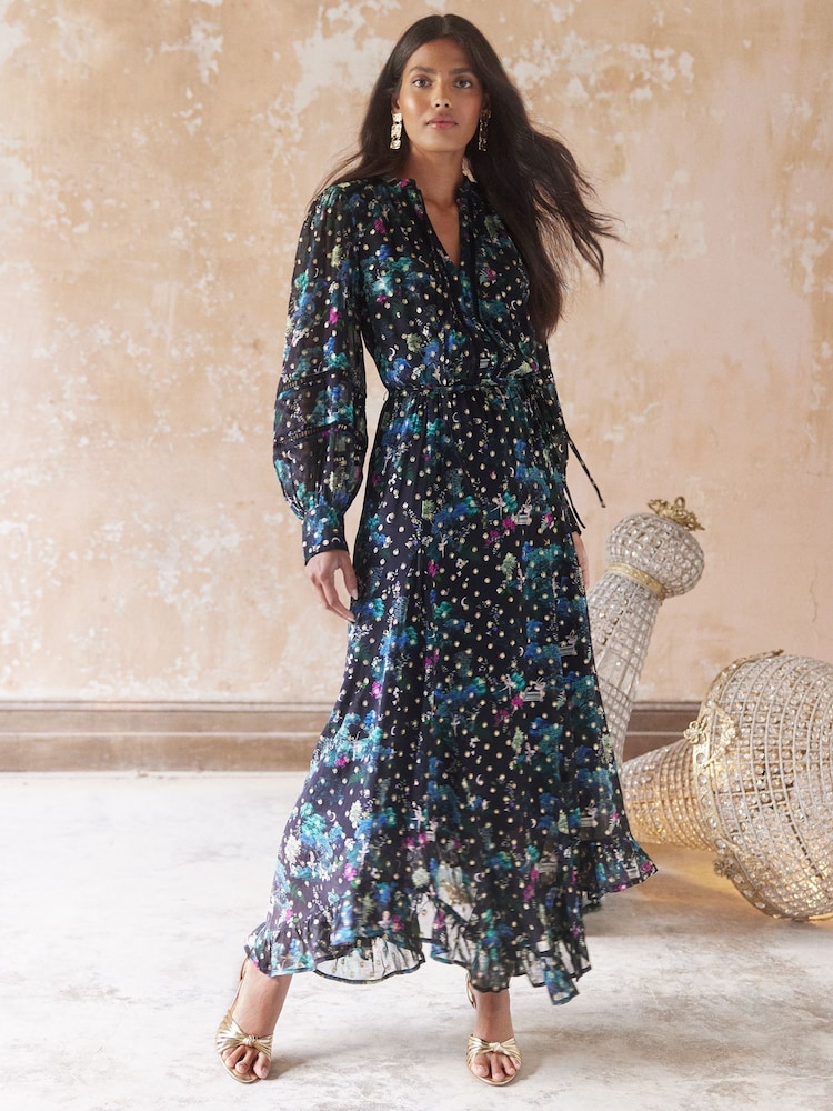 ENB | Love & Roses – Bedrucktes Midaxi-Kleid mit Metallic-Print und Bindeband vorn - Bild 1 von 4 ENB | Love & Roses – Bedrucktes Midaxi-Kleid mit Metallic-Print und Bindeband vorn - Bild 1 von 4