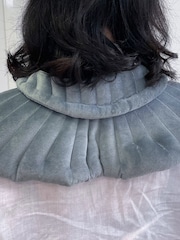 MenKind Grey WellBeing Weighted Hot and Cold Wrap - Image 2 of 4