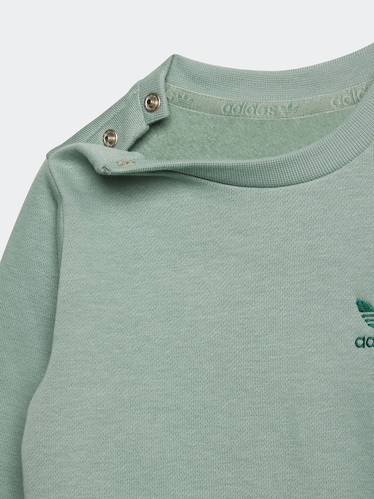 أخضر - طقم بدلة رياضية بحافة رقبة مستديرة من adidas - صورة 7 من 7