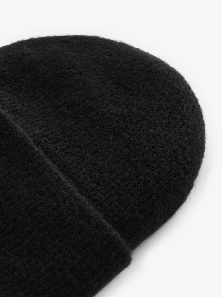 Black Knitted Beanie Hat - Image 4 of 5