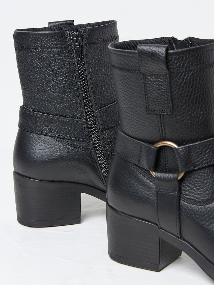 FatFace Hazel Black Mid Heel Boots - Image 3 of 3 FatFace Hazel Black Mid Heel Boots - Image 3 of 3