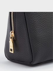 Svart - Osprey London The Adaline Leather Washbag - Bild 4 av 4