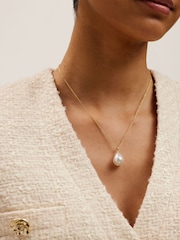 Ted Baker Gold Tone Parmlia: Pearly Chain Pendant Necklace - Image 5 of 6