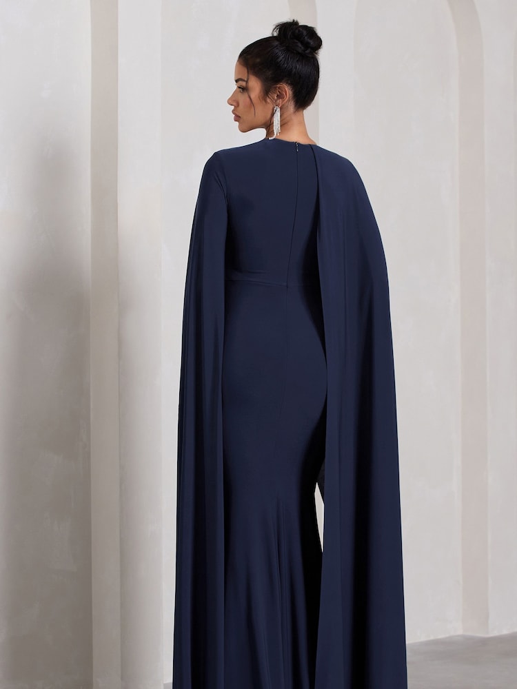 Marineblau/blau - Club L London Magdelena Asymmetrisches Maxikleid mit Cape - Bild 5 von 5 Marineblau/blau - Club L London Magdelena Asymmetrisches Maxikleid mit Cape - Bild 5 von 5