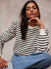 Mint Velvet – Sweatshirt mit gerafften Schultern und Streifen - Bild 1 von 4