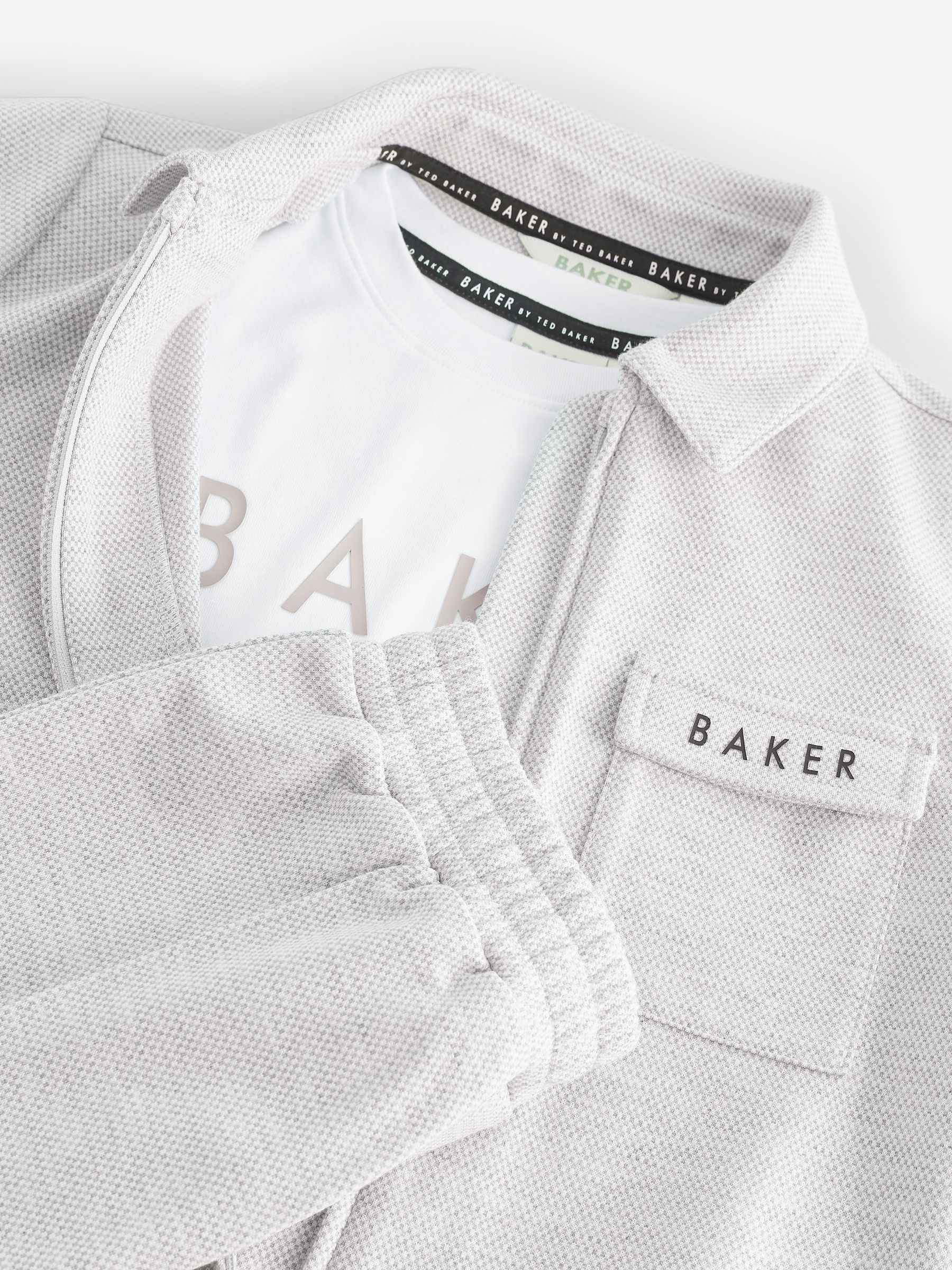 【希少レア】TED BAKER ホワイト ノーカラージャケット　日本未入荷 希少レア】TED BAKER ホワイト ノーカラージャケット 日本未入荷