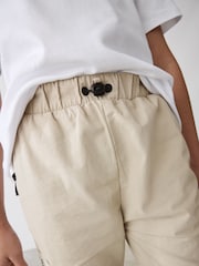 Baker by Ted Baker Stone Cargo Trousers And T-Shirt Set - Imagen 9 de 16