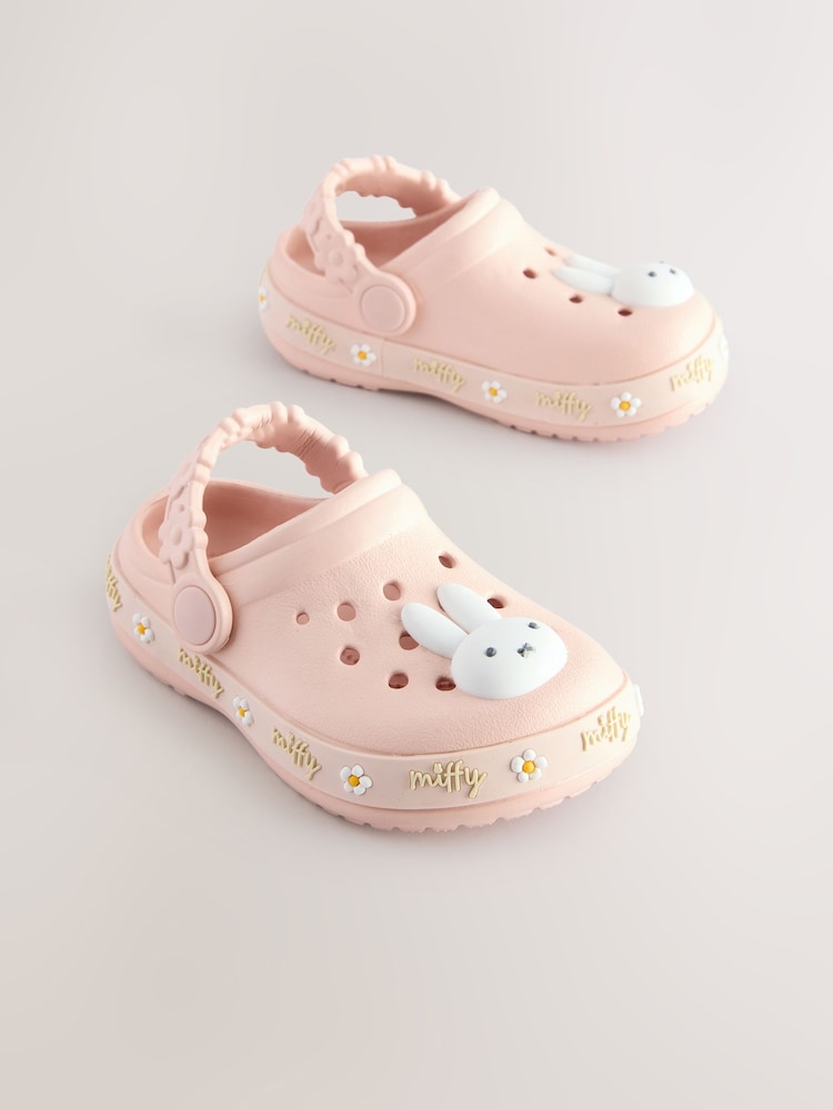 Neutrale Farbe - Miffy License Clogs - Bild 1 von 6 Neutrale Farbe - Miffy License Clogs - Bild 1 von 6