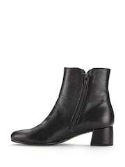 Gabor Abbey Orchid Ankle Boots - Image 2 of 5