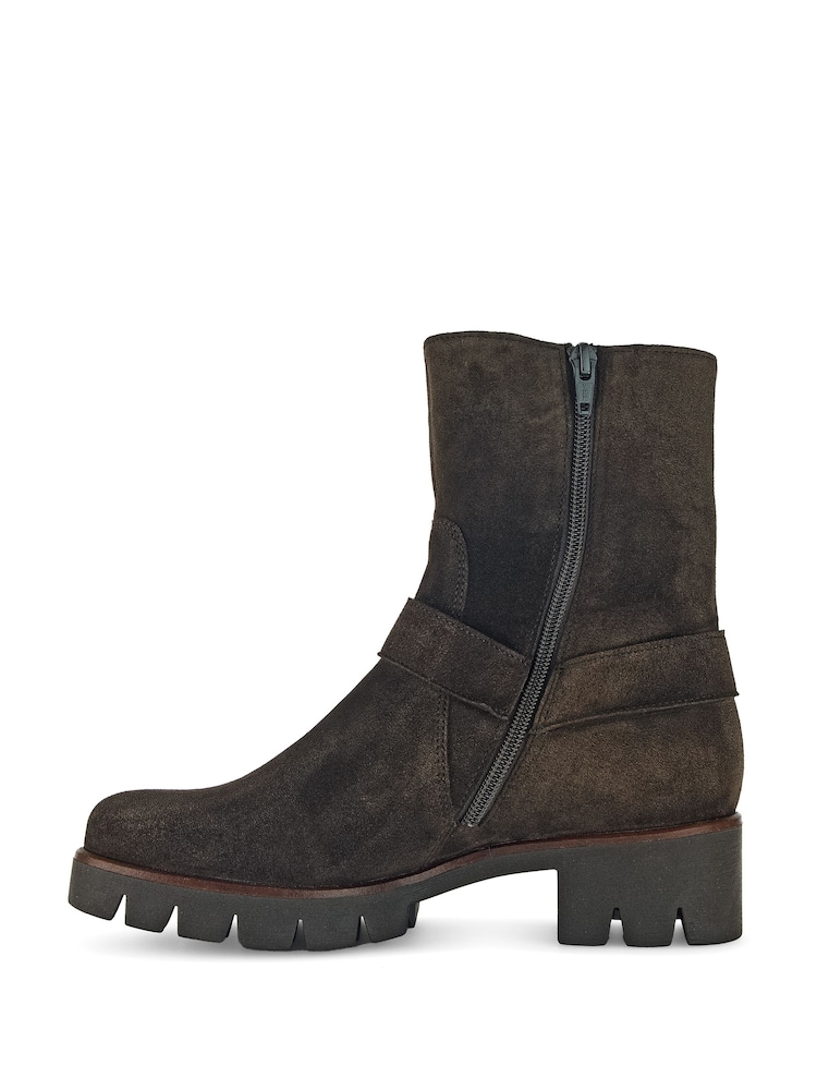 Gabor Burford English Suede Ankle Brown Boots - Image 2 of 5