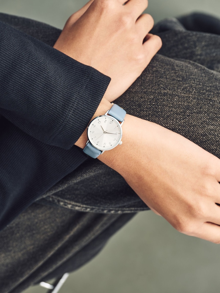 Blue Simple Strap Watch - Image 2 of 5