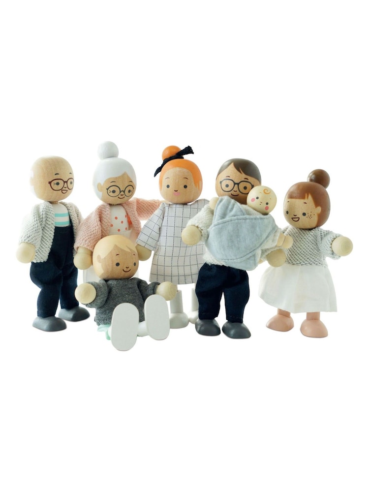 Le Toy Van Dolls House Family - Image 1 of 6
