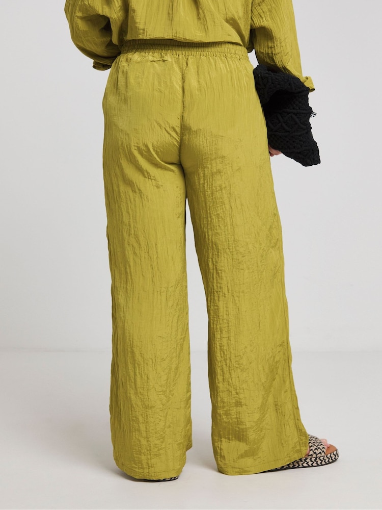 Simply Be Green Textured Satin Wide Leg Trousers - Image 2 of 4