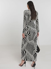 Simply Be Black Plisse Knot Front Midi Dress - Image 2 of 4