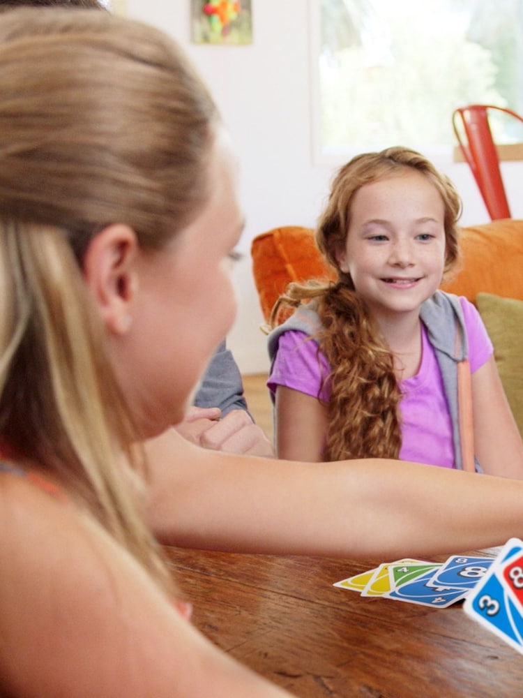 Mattel Games UNO Extreme Cards - Image 2 of 6