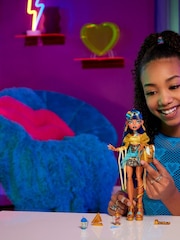 Monster High Cleo - Image 5 of 6