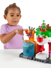 Imaginext DC Super Friends Colour Changers The Joker Funhouse - Image 5 of 6