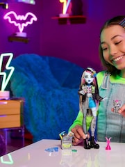 Monster High Frankie - Image 6 of 6
