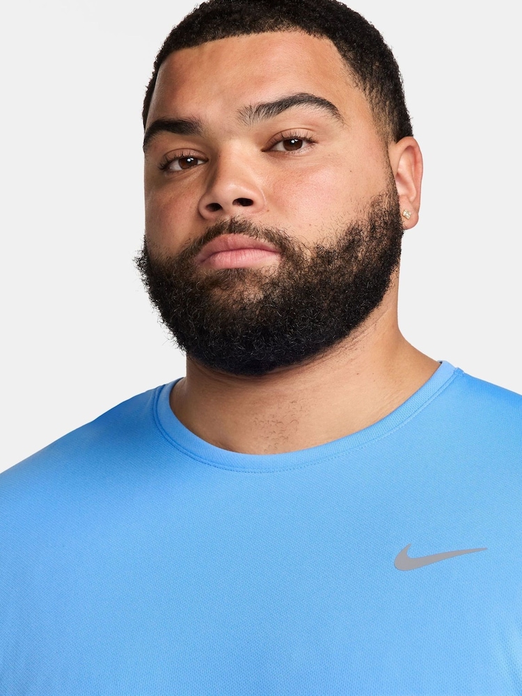 Nike University Blue Dri-FIT Miler Running T-Shirt - Image 8 of 10