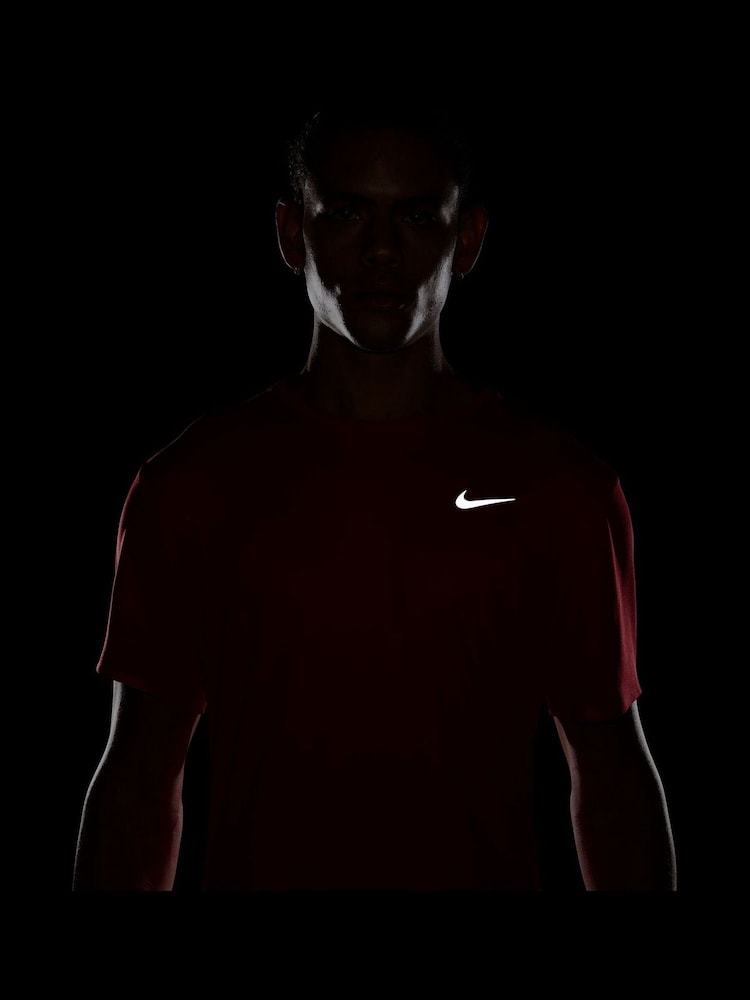 Nike University Red Dri-FIT Miler Running T-Shirt - Image 6 of 6