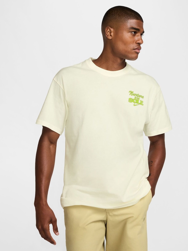 Nike Sportswear Blooming Graphic 100% Cotton T-Shirt - Imagen 1 de 6 Nike Sportswear Blooming Graphic 100% Cotton T-Shirt - Imagen 1 de 6
