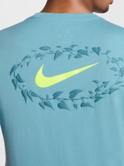 Nike Blue Sportswear Blooming Graphic 100% Cotton T-Shirt - Image 6 of 8