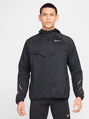 Nike Black/Gold Repel Jakob Ingebrigtsen Running Jacket - Image 1 of 9