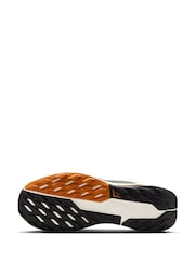 Nike Black/White ReactX Pegasus Trail 5 Running Trainers - Image 3 of 8