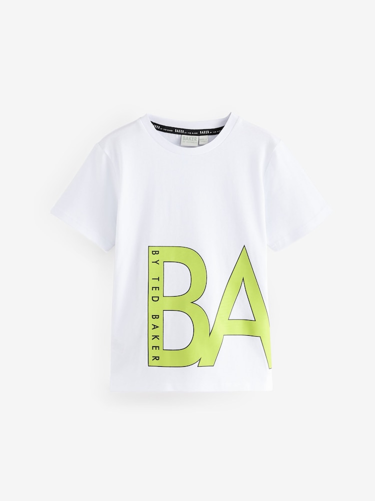 أبيض - تيشِرت بخامة %100 قطن مزيَّن برسمة جرافيك من Baker by Ted Baker - صورة 1 من 4